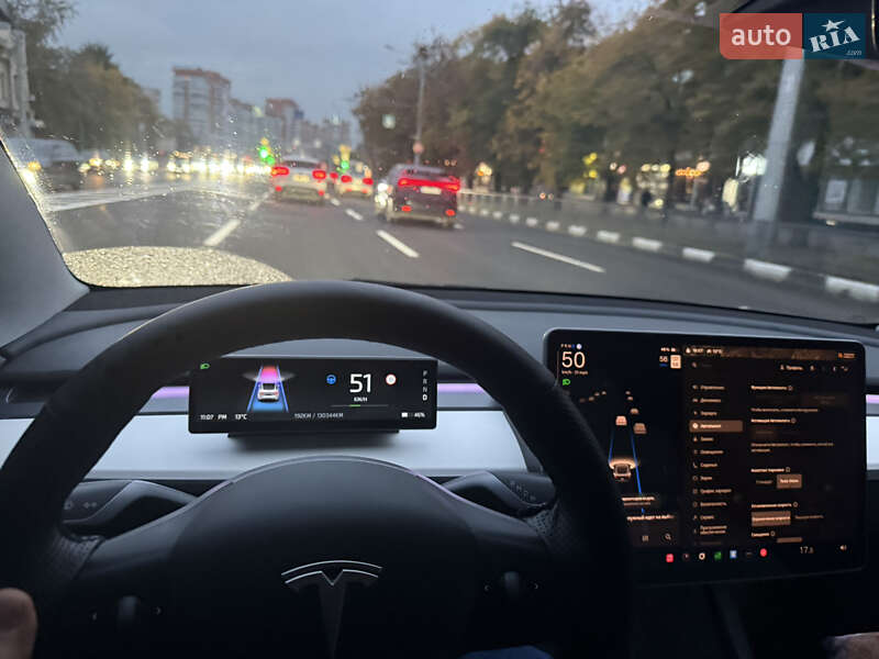 Седан Tesla Model 3 2022 в Харькове