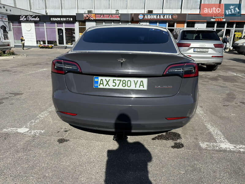 Седан Tesla Model 3 2022 в Харькове