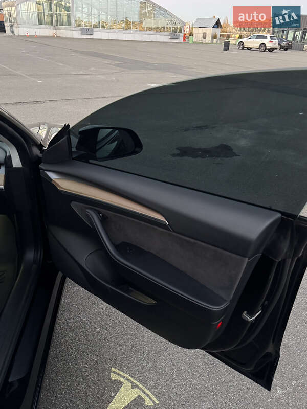 Седан Tesla Model 3 2021 в Киеве фото 11 Седан Tesla Model 3 2021 в Киеве