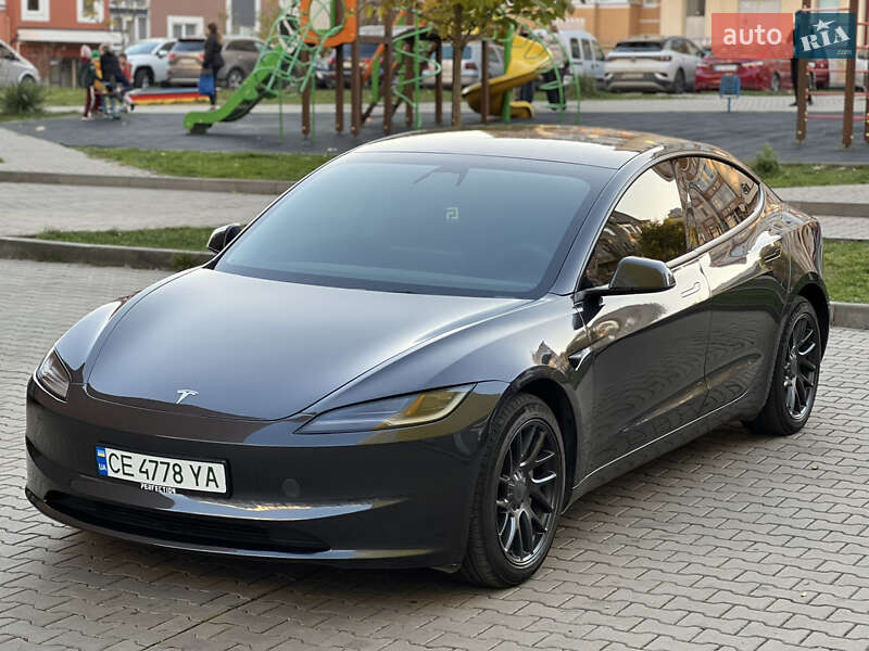 Седан Tesla Model 3 2025 в Черновцах фото 8 Седан Tesla Model 3 2025 в Черновцах