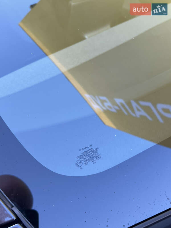 Седан Tesla Model 3 2025 в Черновцах фото 37 Седан Tesla Model 3 2025 в Черновцах