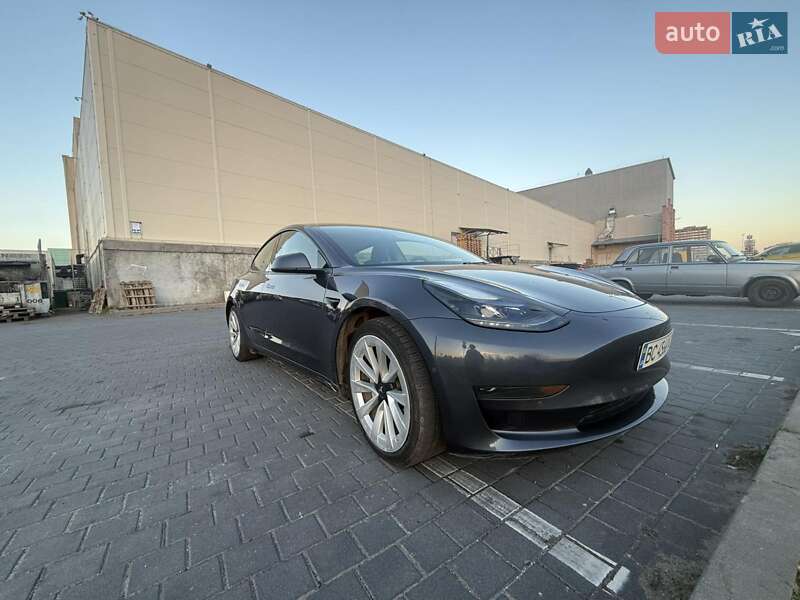 Седан Tesla Model 3 2022 в Львове фото 8 Седан Tesla Model 3 2022 в Львове