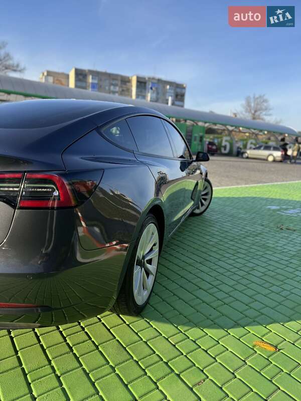Седан Tesla Model 3 2021 в Кропивницькому фото 20 Седан Tesla Model 3 2021 в Кропивницькому