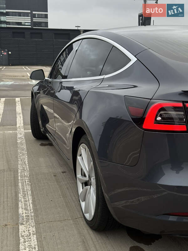 Седан Tesla Model 3 2019 в Костопілі фото 5 Седан Tesla Model 3 2019 в Костопілі