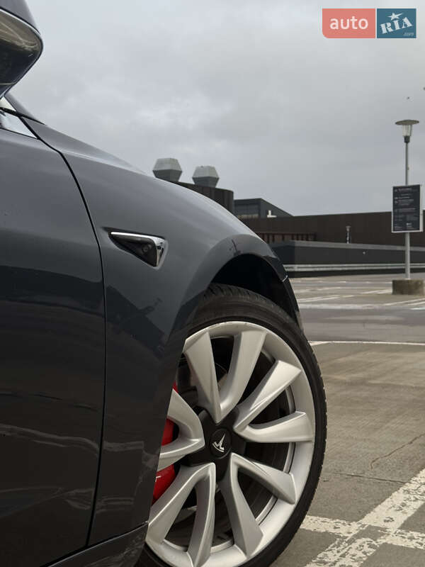 Седан Tesla Model 3 2019 в Костопілі фото 9 Седан Tesla Model 3 2019 в Костопілі