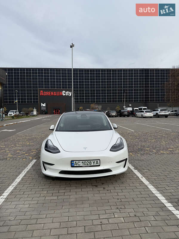 Седан Tesla Model 3 2021 в Луцьку фото 10 Седан Tesla Model 3 2021 в Луцьку