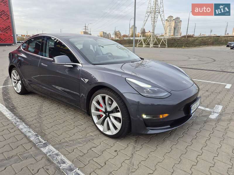 Седан Tesla Model 3 2018 в Києві фото 14 Седан Tesla Model 3 2018 в Києві