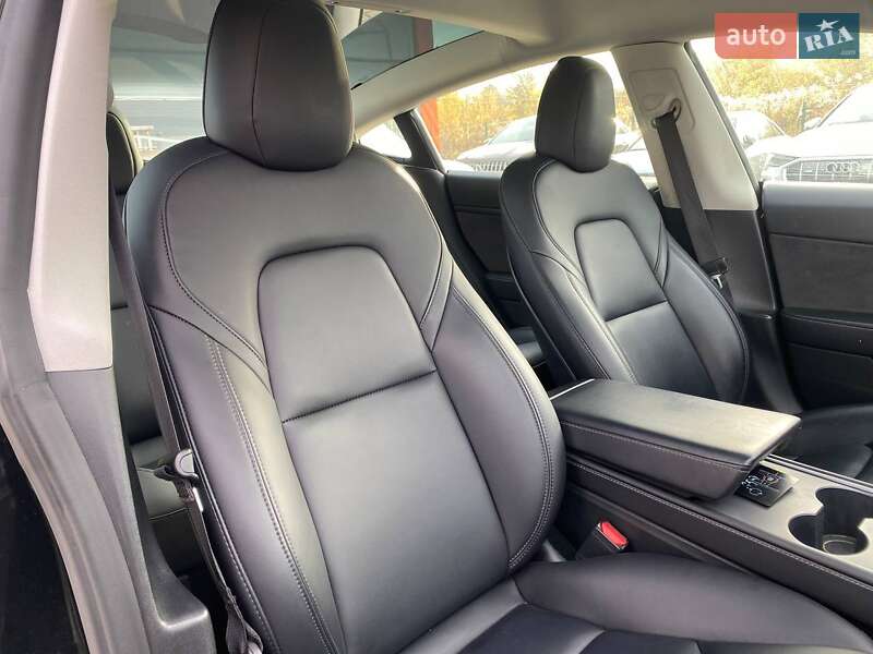Седан Tesla Model 3 2022 в Львові фото 17 Седан Tesla Model 3 2022 в Львові
