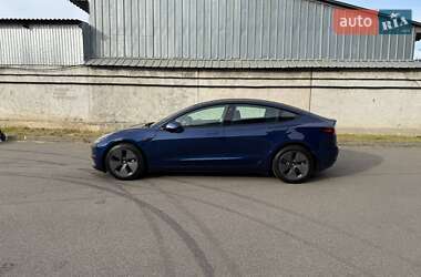 Седан Tesla Model 3 2023 в Киеве
