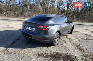 Седан Tesla Model 3 2022 в Первомайську