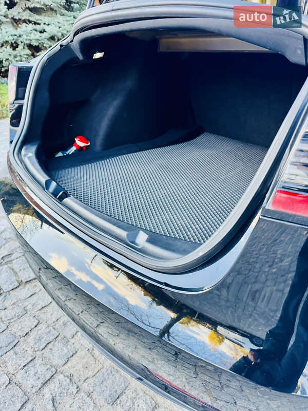 Седан Tesla Model 3 2019 в Новомосковську фото 15 Седан Tesla Model 3 2019 в Новомосковську