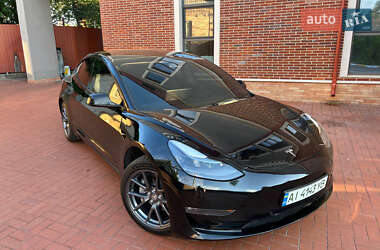 Седан Tesla Model 3 2021 в Ирпене