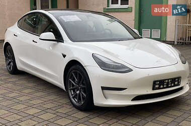 Седан Tesla Model 3 2021 в Стрые