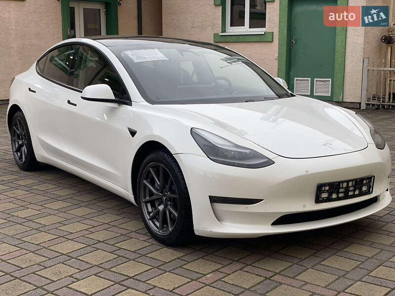 Седан Tesla Model 3 2021 в Стрию фото 24 Седан Tesla Model 3 2021 в Стрию