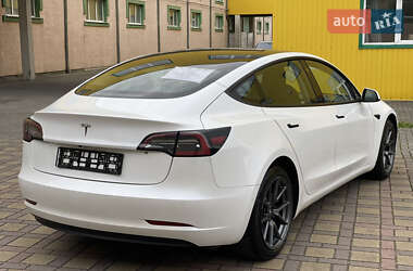 Седан Tesla Model 3 2021 в Стрые