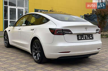 Седан Tesla Model 3 2021 в Стрые