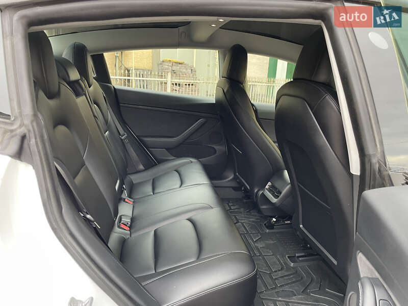 Седан Tesla Model 3 2021 в Стрию фото 63 Седан Tesla Model 3 2021 в Стрию