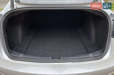 Седан Tesla Model 3 2021 в Стрые