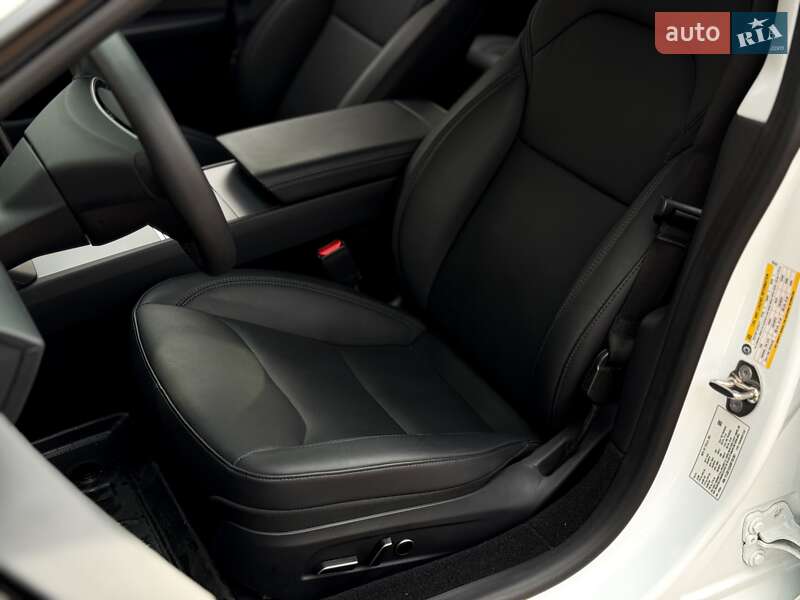 Седан Tesla Model 3 2024 в Києві фото 13 Седан Tesla Model 3 2024 в Києві