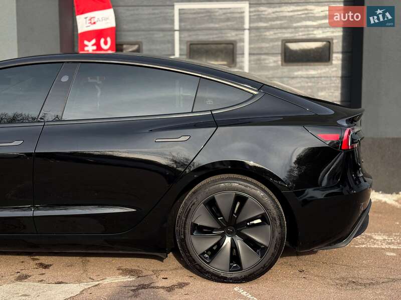 Седан Tesla Model 3 2024 в Києві фото 7 Седан Tesla Model 3 2024 в Києві