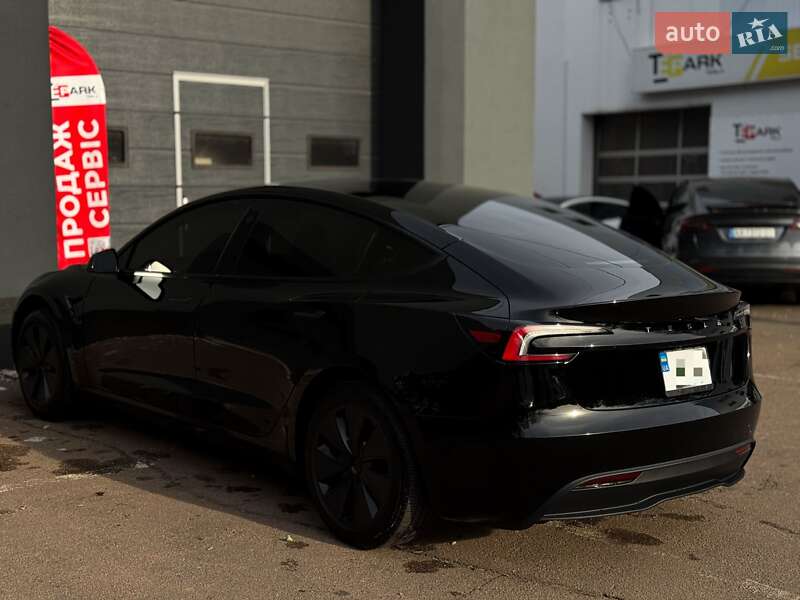 Седан Tesla Model 3 2024 в Києві фото 8 Седан Tesla Model 3 2024 в Києві