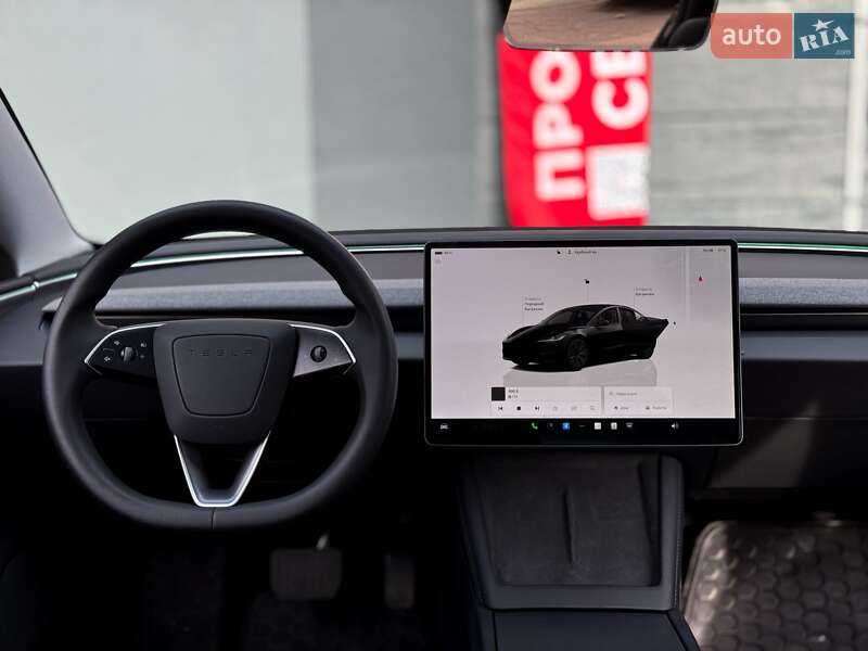 Седан Tesla Model 3 2024 в Києві