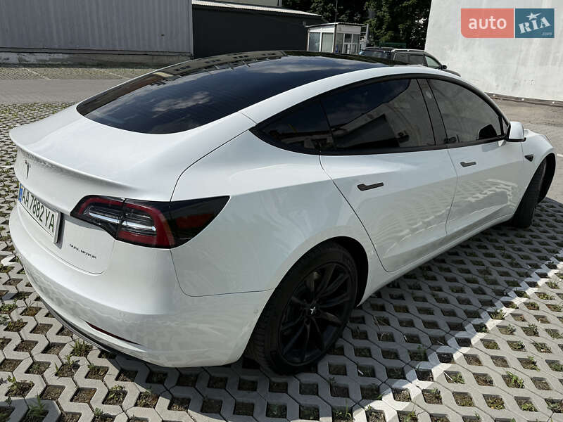 Седан Tesla Model 3 2021 в Хмельницькому фото 5 Седан Tesla Model 3 2021 в Хмельницькому