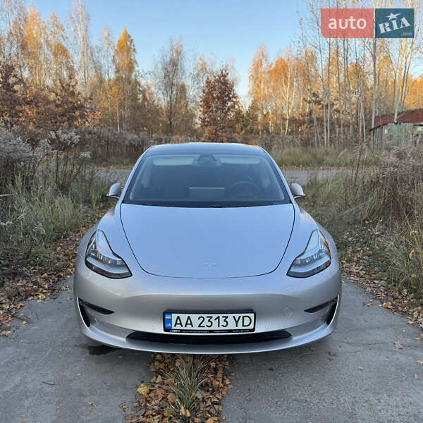 Tesla Model 3 2018 Tesla Model 3 2018