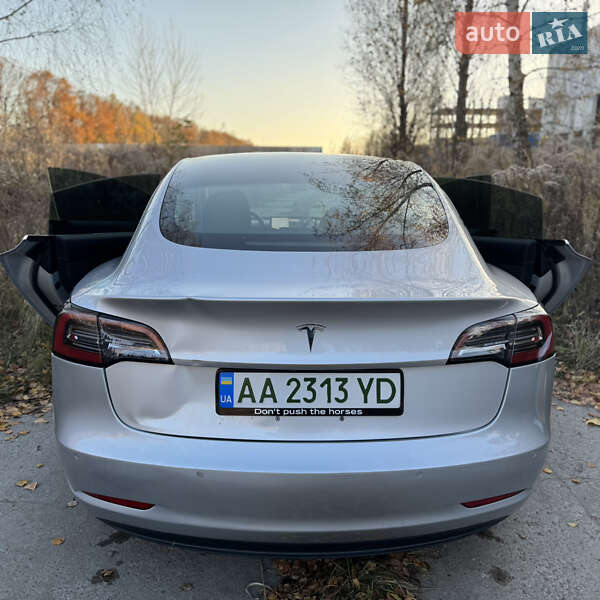 Седан Tesla Model 3 2018 в Києві фото 8 Седан Tesla Model 3 2018 в Києві