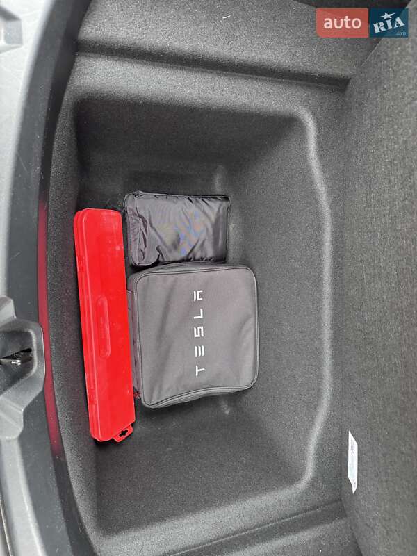 Седан Tesla Model 3 2022 в Стрые фото 41 Седан Tesla Model 3 2022 в Стрые