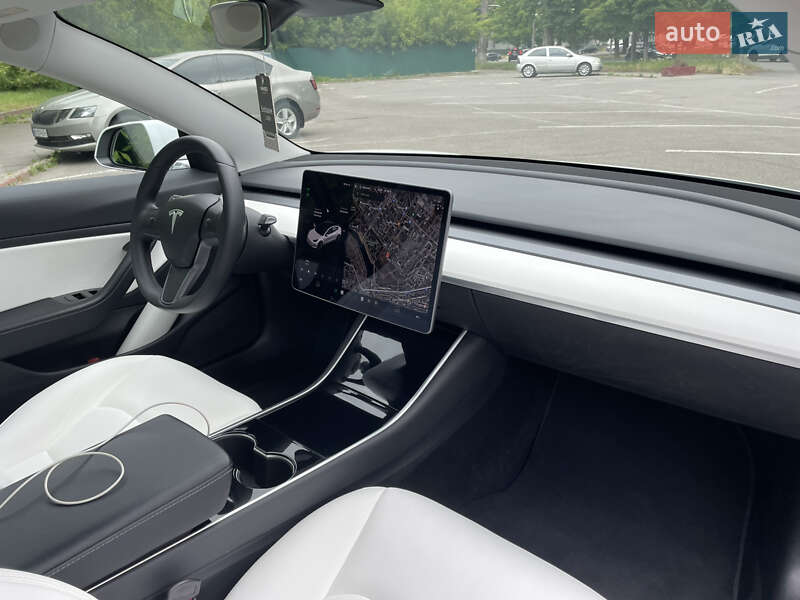 Седан Tesla Model 3 2020 в Виннице фото 10 Седан Tesla Model 3 2020 в Виннице