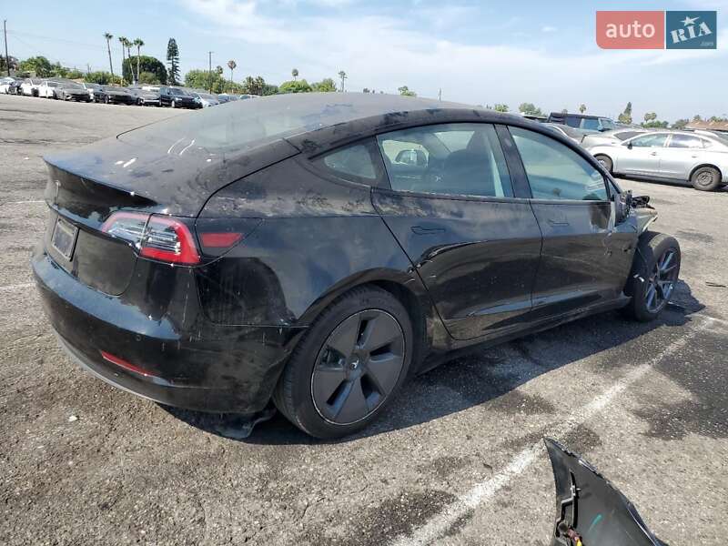 Седан Tesla Model 3 2021 в Луцке