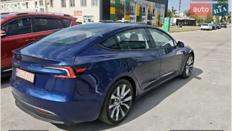 Седан Tesla Model 3 2024 в Києві