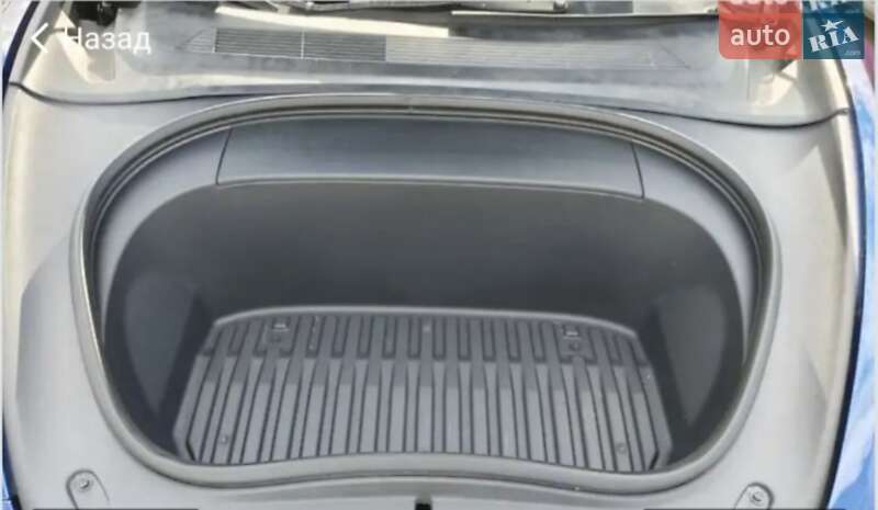 Седан Tesla Model 3 2024 в Києві
