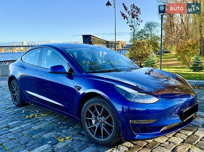 Седан Tesla Model 3 2023 в Киеве фото 8 Седан Tesla Model 3 2023 в Киеве
