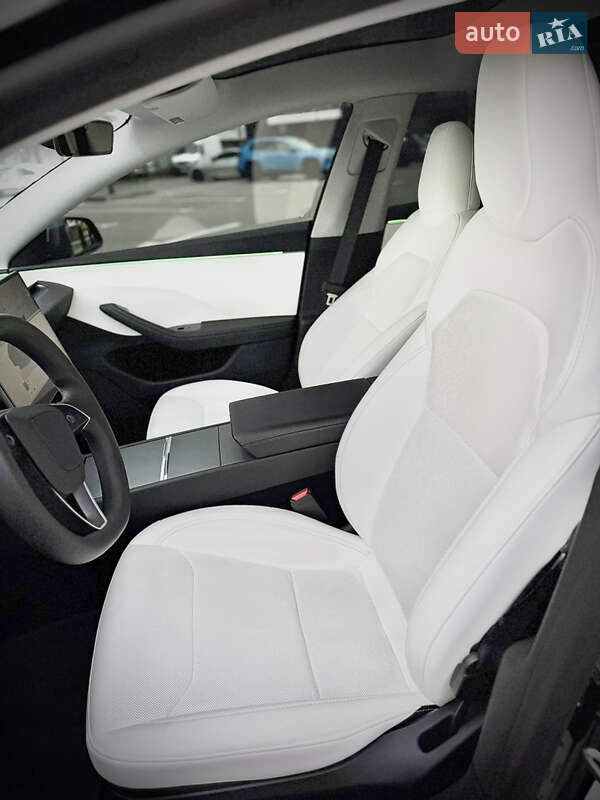 Седан Tesla Model 3 2024 в Киеве фото 14 Седан Tesla Model 3 2024 в Киеве