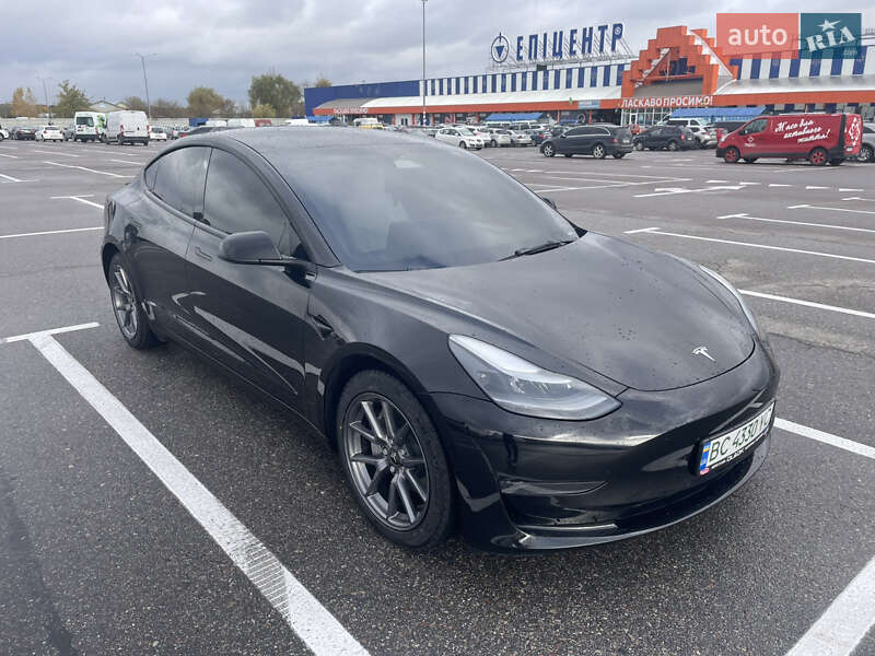 Седан Tesla Model 3 2023 в Львове фото 26 Седан Tesla Model 3 2023 в Львове