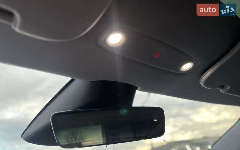 Седан Tesla Model 3 2024 в Мукачевому фото 24 Седан Tesla Model 3 2024 в Мукачевому