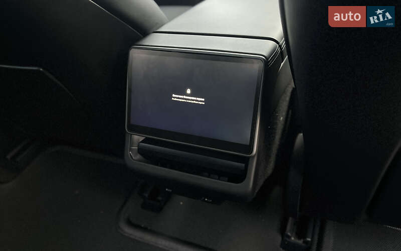 Седан Tesla Model 3 2024 в Мукачевому фото 26 Седан Tesla Model 3 2024 в Мукачевому