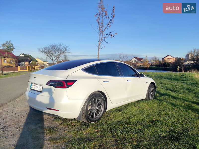 Седан Tesla Model 3 2018 в Львове фото 5 Седан Tesla Model 3 2018 в Львове