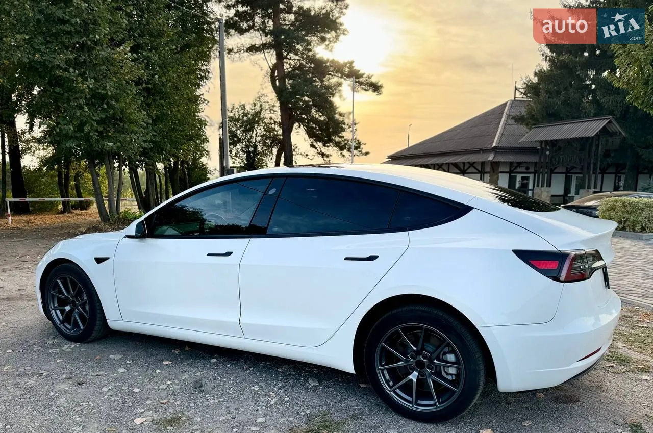 2022 Tesla Model 3 - мініатюра 14