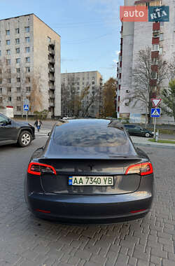 Седан Tesla Model 3 2020 в Харькове