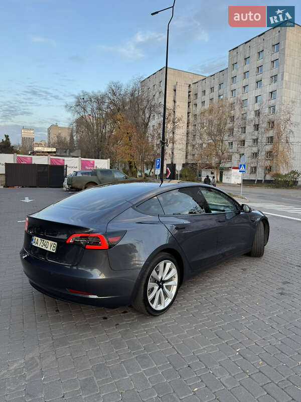Седан Tesla Model 3 2020 в Харкові