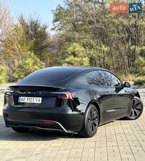 Седан Tesla Model 3 2024 в Днепре