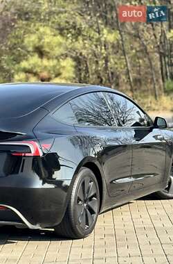 Седан Tesla Model 3 2024 в Днепре