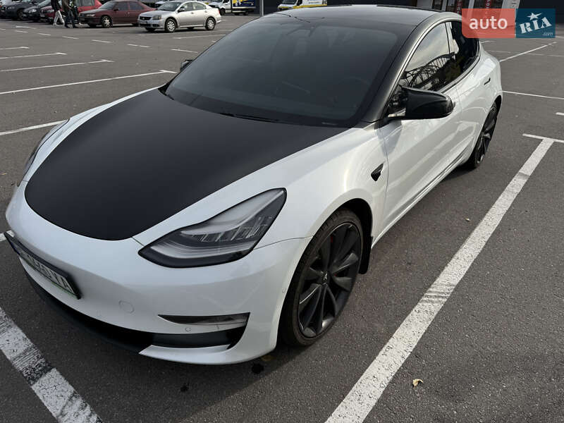 Tesla Model 3 2020 Tesla Model 3 2020