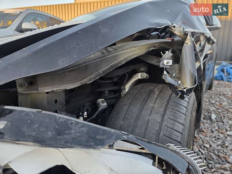 Седан Tesla Model 3 2018 в Львове фото 21 Седан Tesla Model 3 2018 в Львове