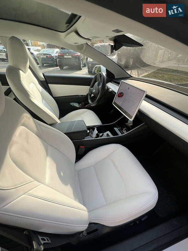 Седан Tesla Model 3 2019 в Буче фото 15 Седан Tesla Model 3 2019 в Буче
