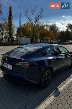 Седан Tesla Model 3 2022 в Запорожье