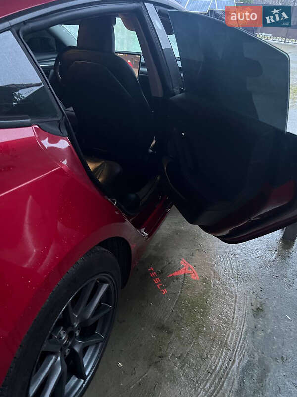 Седан Tesla Model 3 2023 в Житомирі фото 19 Седан Tesla Model 3 2023 в Житомирі
